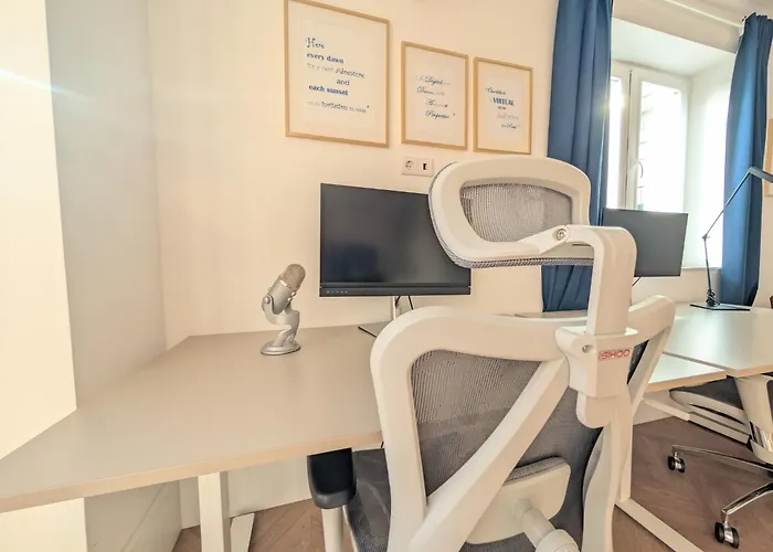 Dvnest - Premium 1br Designed For Remote Work פורטו