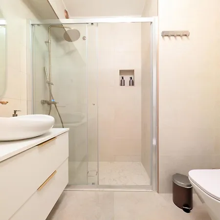 公寓 Dvnest - Premium 1br Designed For Remote Work 波尔图